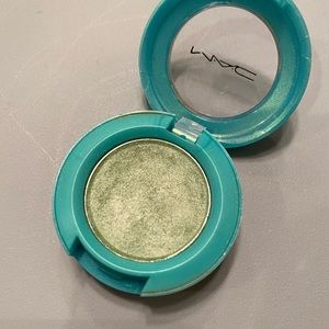 MAC ✨ Limited addition eyeshadow